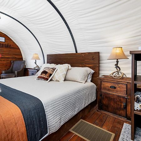 Zion White Bison Glamping & Rv Resort Virgin Exteriér fotografie
