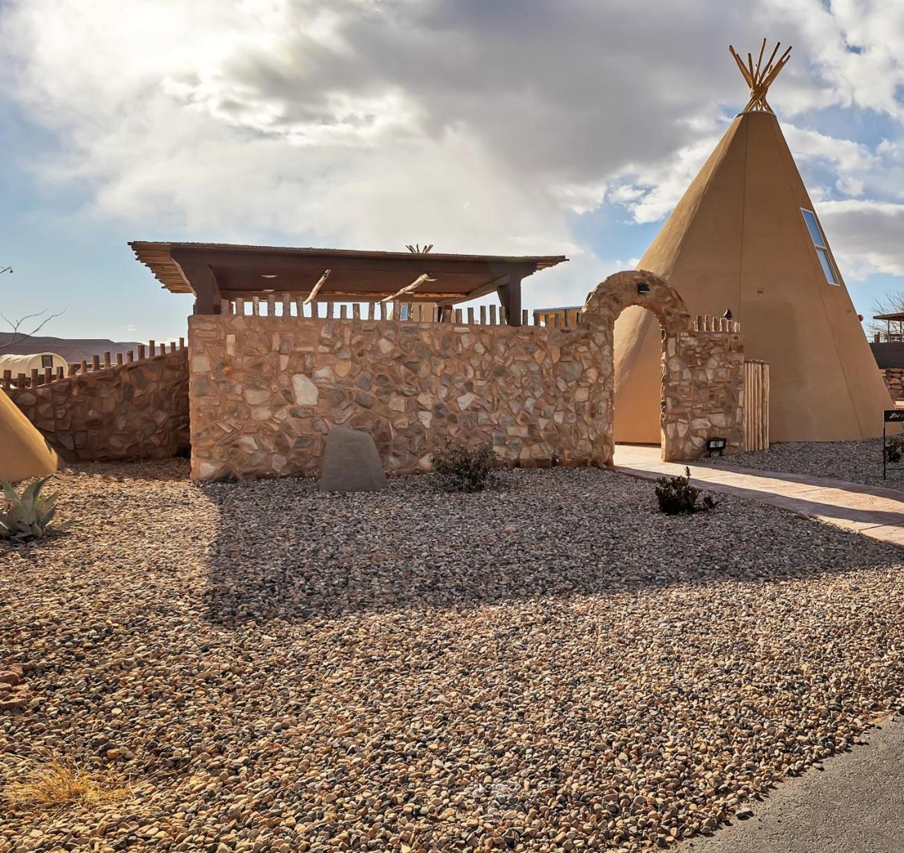 Zion White Bison Glamping & Rv Resort Virgin Exteriér fotografie